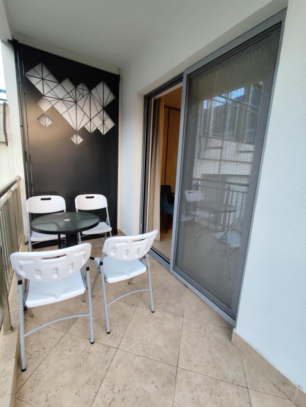 Urban Apartments Sutomore Exteriör bild